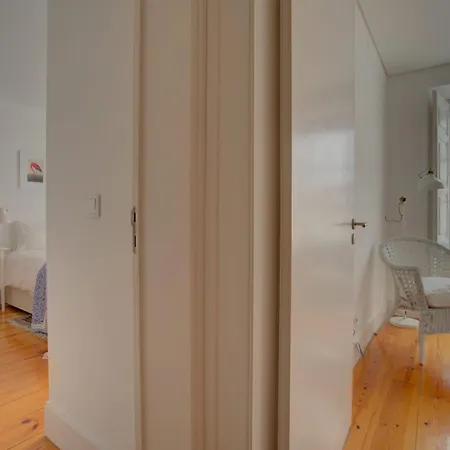 Tracey & Neill's Place In Principe Real