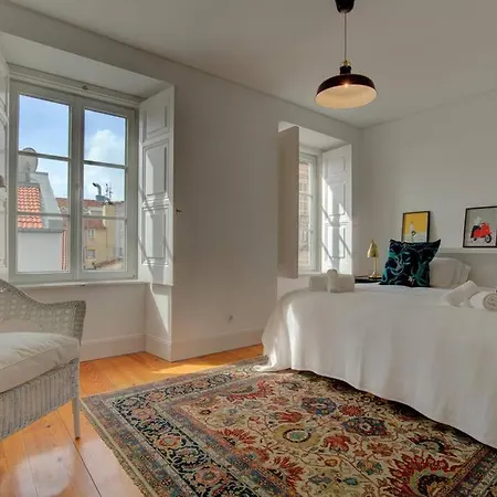 Tracey & Neill's Place In Principe Real * Lisbon