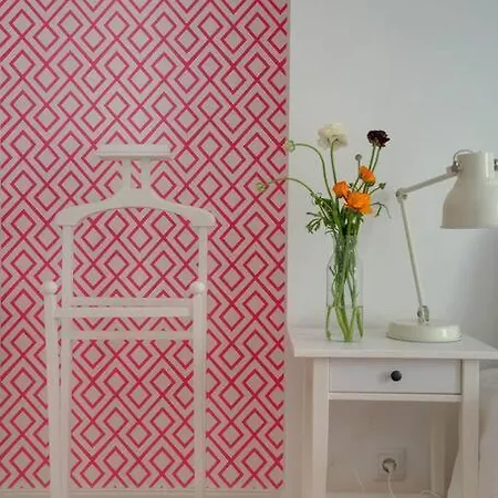 Tracey & Neill's Place In Principe Real Appartement Lissabon