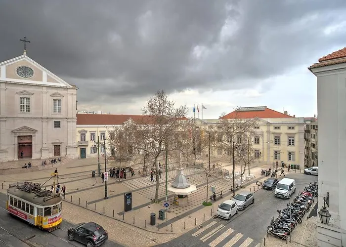 Tracey & Neill's Place In Principe Real Apartment Lisbon