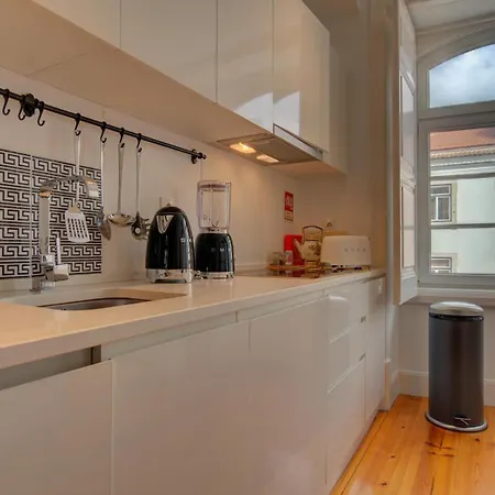 Tracey & Neill's Place In Principe Real