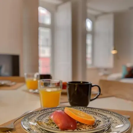 아파트 Tracey & Neill's Place In Principe Real *